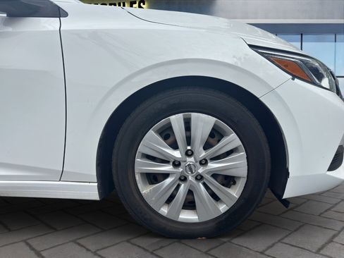 Used 2020 Nissan Sentra S image 25