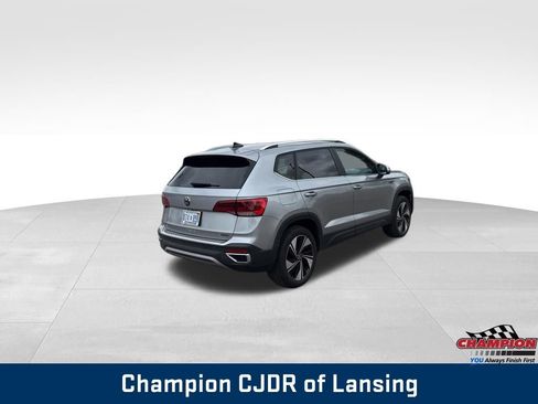 Used 2023 Volkswagen Taos SE AWD/4WD image 10