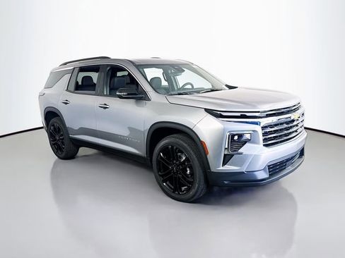 New 2026 Chevrolet Traverse LT AWD/4WD image 2