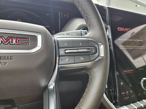 New 2026 GMC Yukon Elevation AWD/4WD image 13