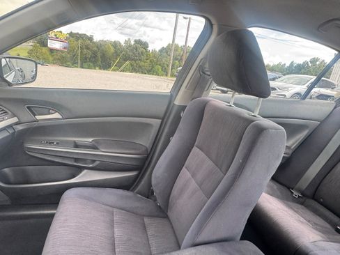 Used 2012 Honda Accord LX image 8