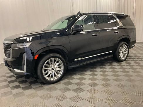 Used 2022 Cadillac Escalade Premium Luxury AWD/4WD image 5