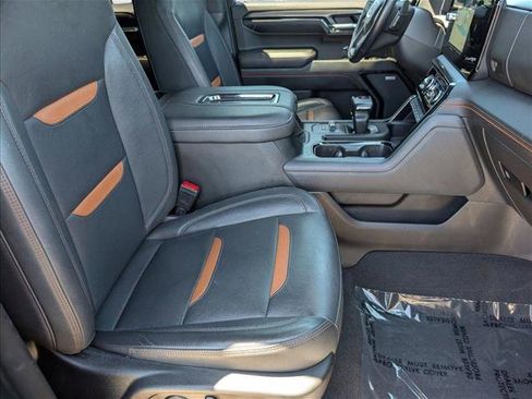 Used 2022 GMC Sierra 1500 AT4 w/ AT4 Premium Package AWD/4WD image 20