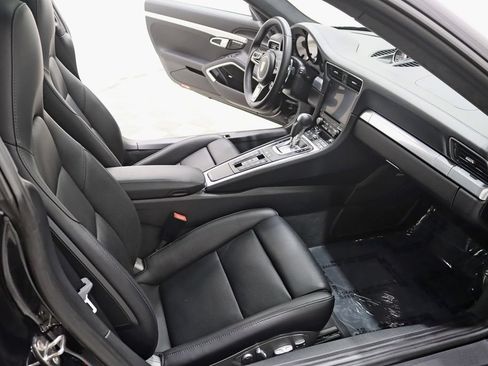 Used 2017 Porsche 911 Turbo AWD/4WD image 30