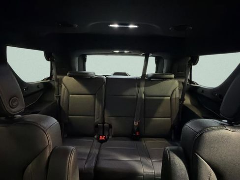 Used 2022 Chevrolet Tahoe Z71 w/ Luxury Package AWD/4WD image 25