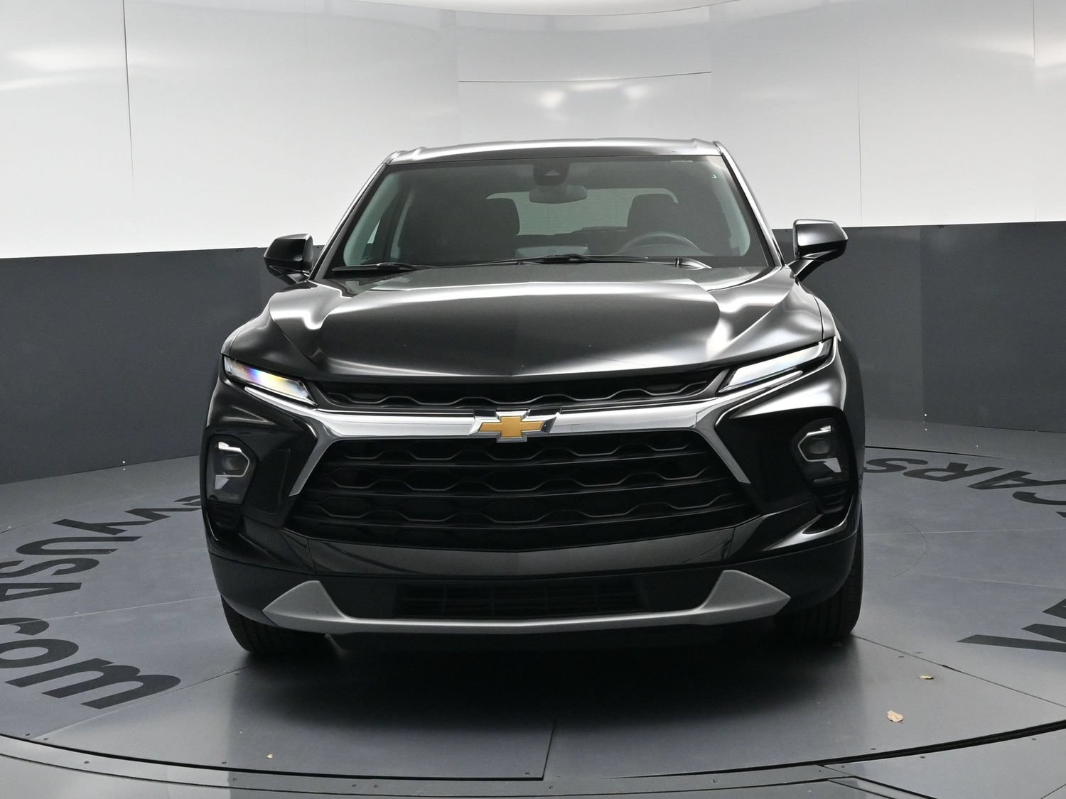 Used 2026 Chevrolet Blazer LT FWD image 3