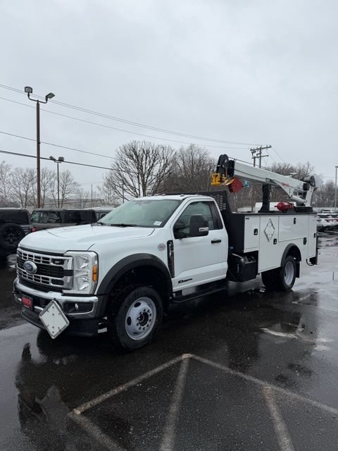 New 2025 Ford F550 4x4 Regular Cab Super Duty image 2