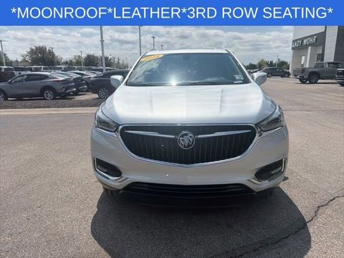 Used 2018 Buick Enclave Essence FWD image 4