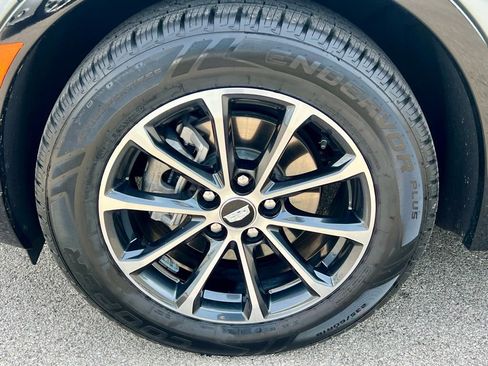 Used 2024 Cadillac XT4 Sport FWD image 7