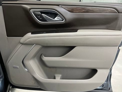 Used 2021 Chevrolet Suburban Z71 w/ Z71 Off-Road Package image 26