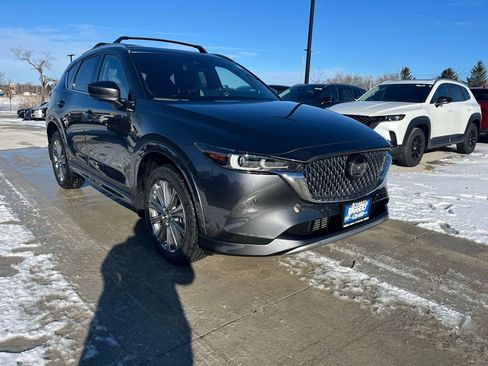 Used 2025 MAZDA CX-5 Signature image 2