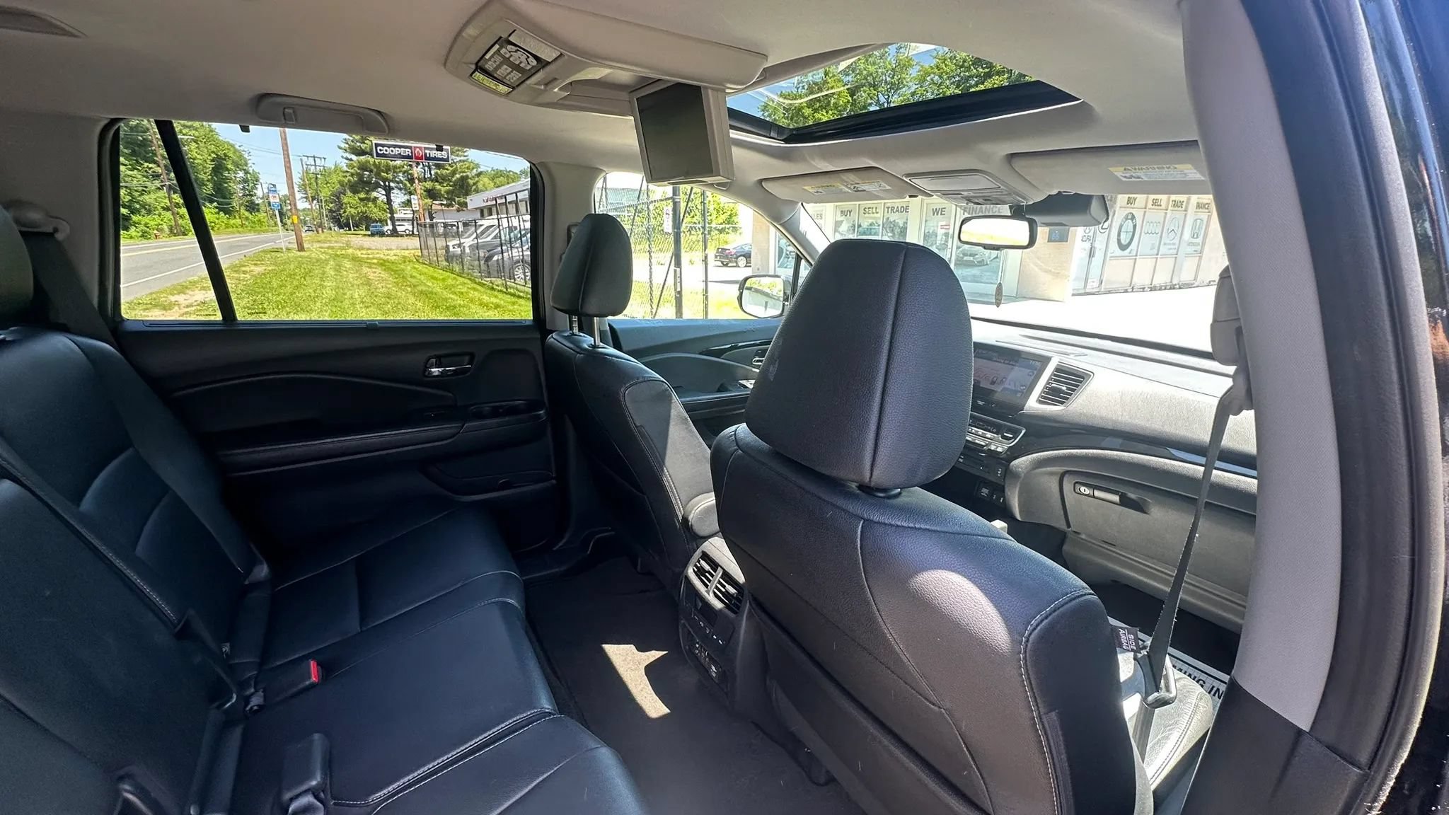 Used 2016 Honda Pilot Touring image 33