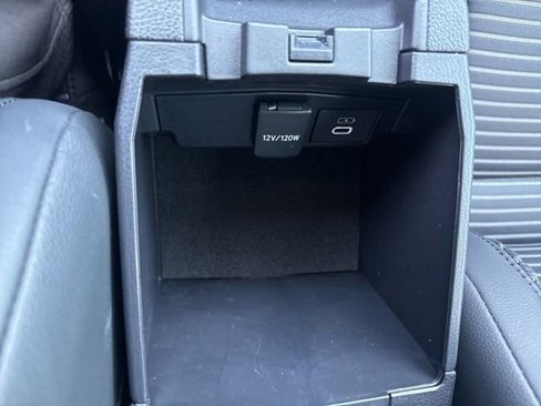 Used 2026 Toyota Corolla Cross XSE w/ Convenience Package image 28