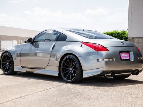 Used 2006 Nissan 350Z Coupe RWD image 8