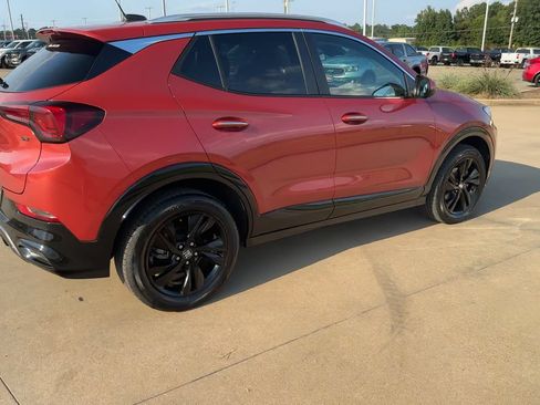 Used 2024 Buick Encore GX Sport Touring AWD/4WD image 8