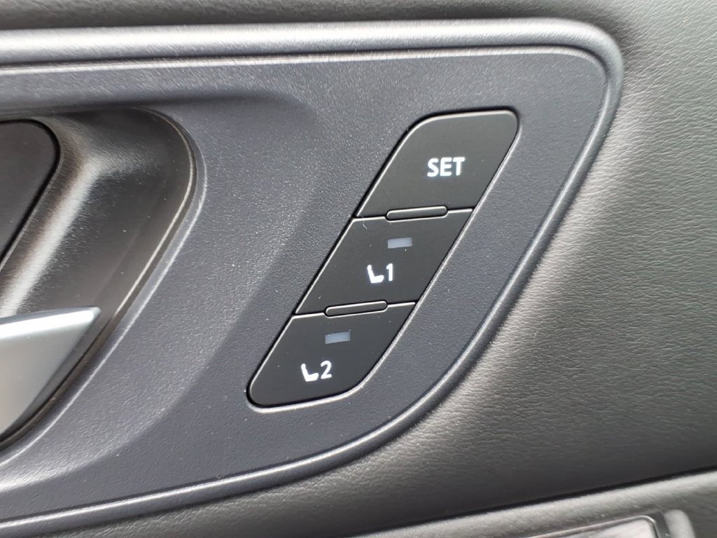Certified 2024 Nissan Rogue SL w/ SL Premium Package AWD/4WD image 19