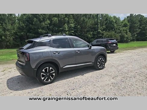 Used 2026 Nissan Kicks SV w/ SV Premium Package AWD/4WD image 24