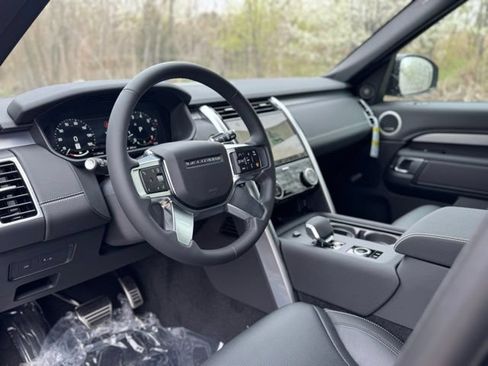 New 2026 Land Rover Discovery Dynamic SE AWD/4WD image 10