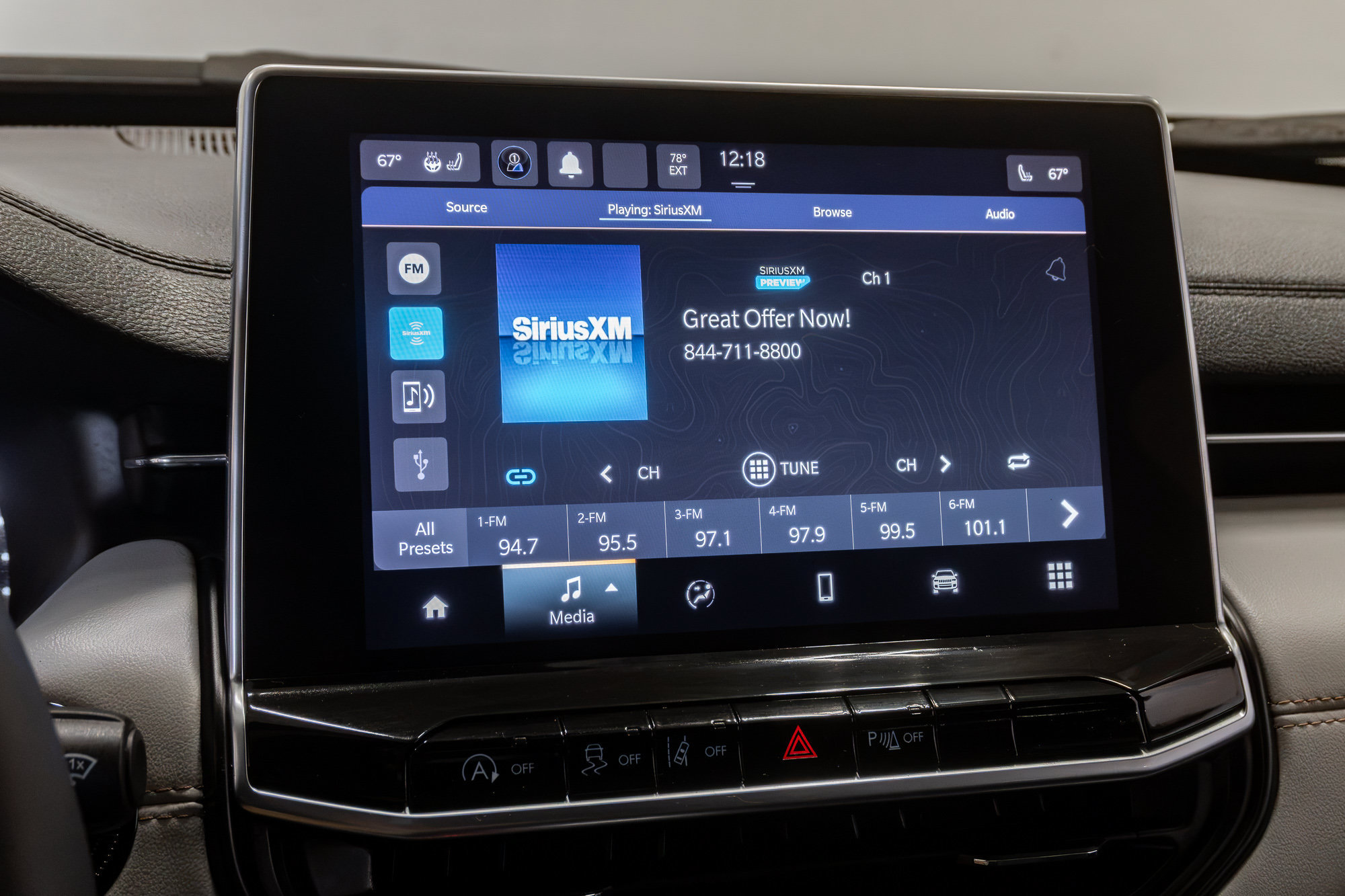 Certified 2023 Jeep Compass Limited AWD/4WD image 18