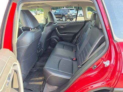 Used 2021 Toyota RAV4 Limited AWD/4WD image 22