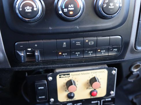 Used 2017 RAM 5500 Tradesman w/ Power & Remote Entry Group image 21