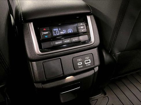 Used 2025 Subaru Ascent Onyx Edition w/ Popular Package #2 AWD/4WD image 34