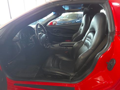 Used 2003 Chevrolet Corvette Coupe w/ Preferred Equipment Group RWD image 14