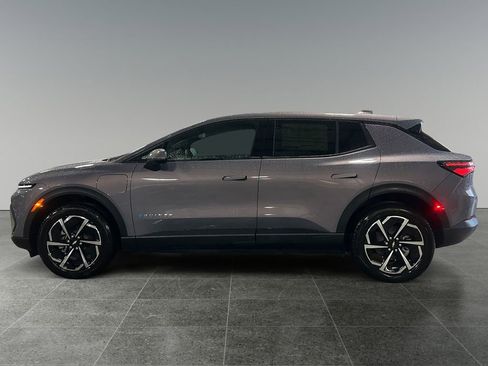 New 2026 Chevrolet Equinox EV LT image 4