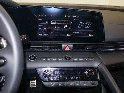 Used 2025 Hyundai Elantra N image 30