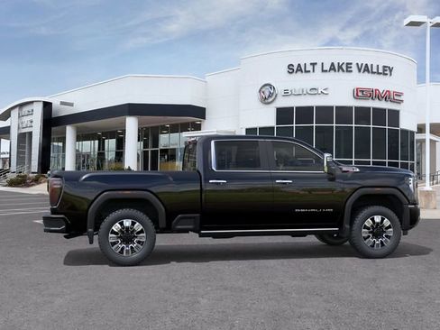 New 2026 GMC Sierra 3500 Denali w/ Denali Reserve Package AWD/4WD image 5
