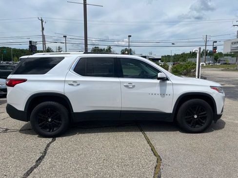 Used 2018 Chevrolet Traverse LT AWD/4WD image 6