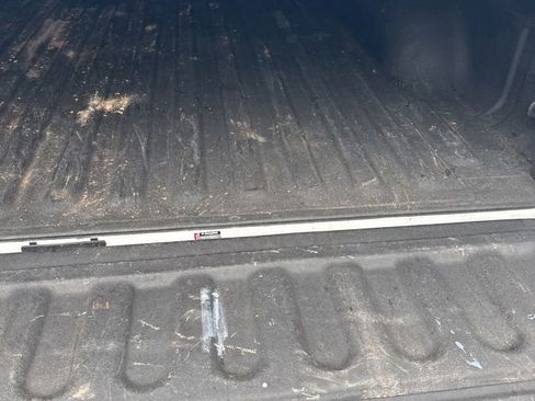 Used 2015 RAM 1500 Laramie w/ Convenience Group AWD/4WD image 8
