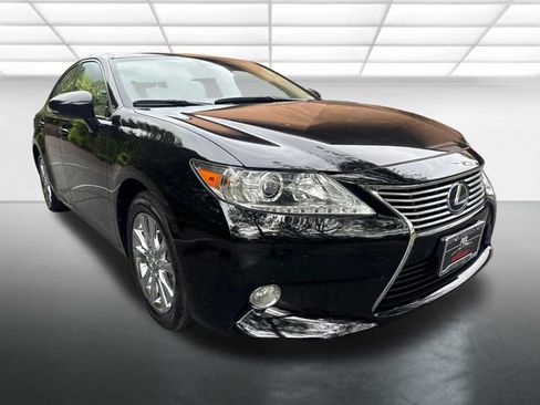 Used 2013 Lexus ES 300h w/ Luxury Pkg FWD image 8