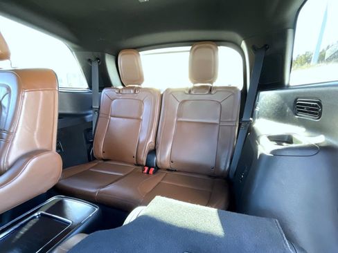 Used 2021 Lincoln Aviator Reserve w/ Equipment Group 210A image 21