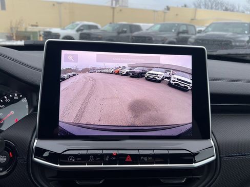 New 2026 Jeep Compass Limited image 28