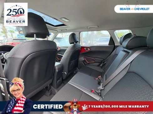Used 2025 Kia Soul GT-Line w/ GT-Line Technology Package FWD image 15