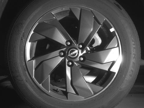 Used 2025 Nissan Rogue SV image 14