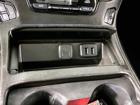 Certified 2019 GMC Yukon Denali w/ Denali Ultimate Package AWD/4WD image 15