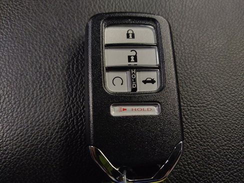 Used 2020 Honda Accord Sport image 32
