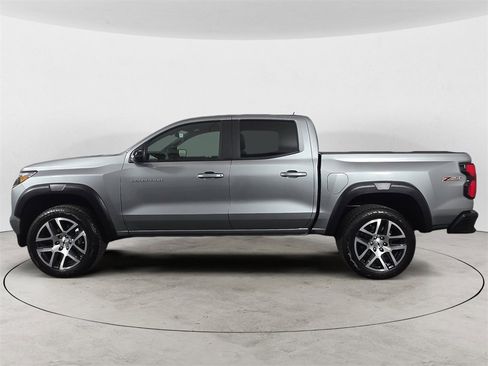 Certified 2024 Chevrolet Colorado Z71 w/ Advanced Trailering Package image 2