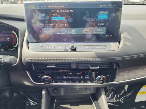 New 2026 Nissan Rogue Platinum w/ Platinum Premium Package image 15