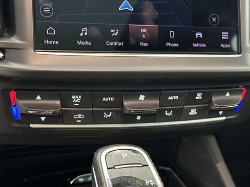 Used 2023 Maserati Levante Modena AWD/4WD image 19