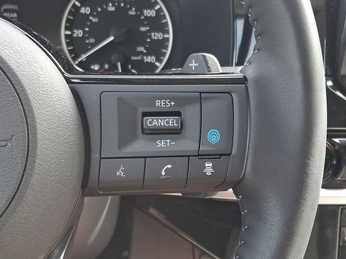 Certified 2025 Nissan Pathfinder SL AWD/4WD image 25