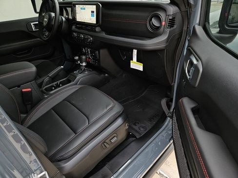 New 2026 Jeep Wrangler Unlimited Rubicon image 7