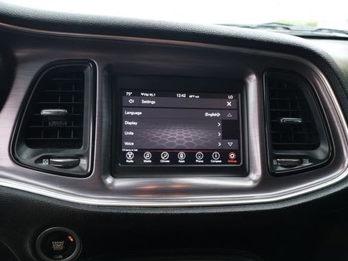Used 2018 Dodge Challenger SXT RWD image 10