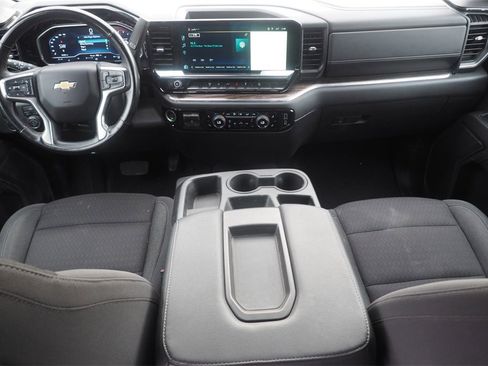 Used 2024 Chevrolet Silverado 2500 LT image 20