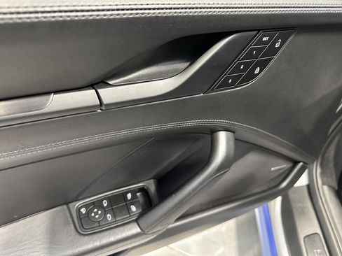 Used 2022 Porsche 911 Carrera 4 GTS AWD/4WD image 17