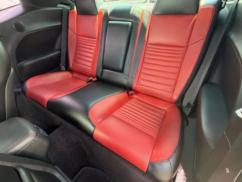 Used 2016 Dodge Challenger R/T Scat Pack RWD image 22
