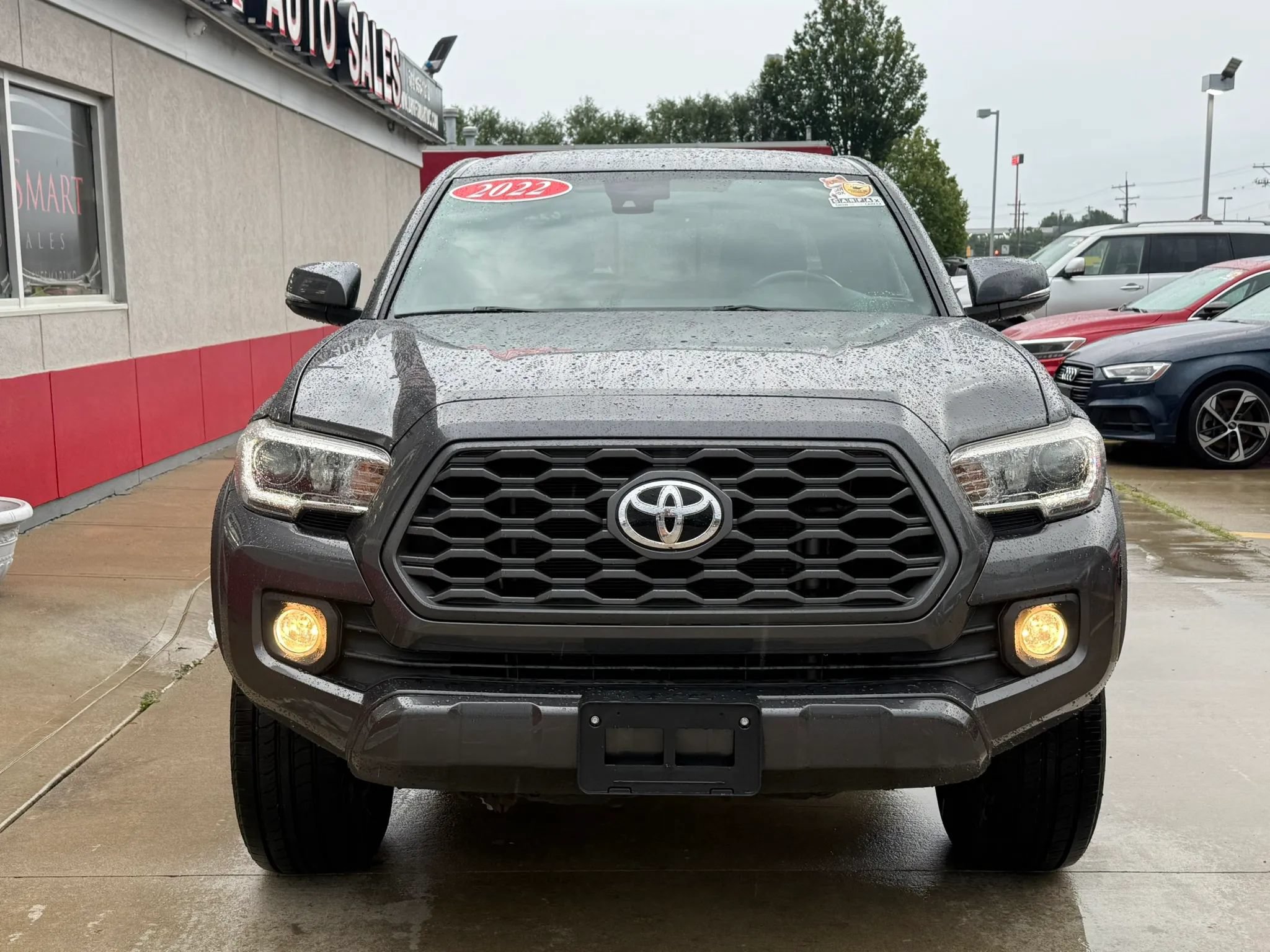 Used 2022 Toyota Tacoma TRD Off-Road AWD/4WD image 6