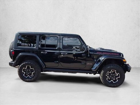 Used 2023 Jeep Wrangler Unlimited Rubicon w/ Cold Weather Group AWD/4WD image 4